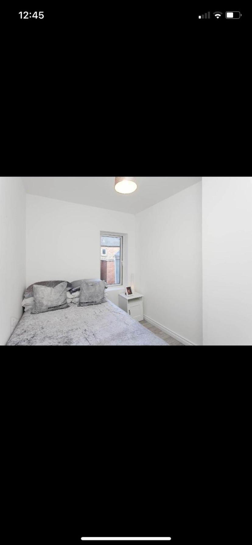 House @ Queens University Belfast Bagian luar foto